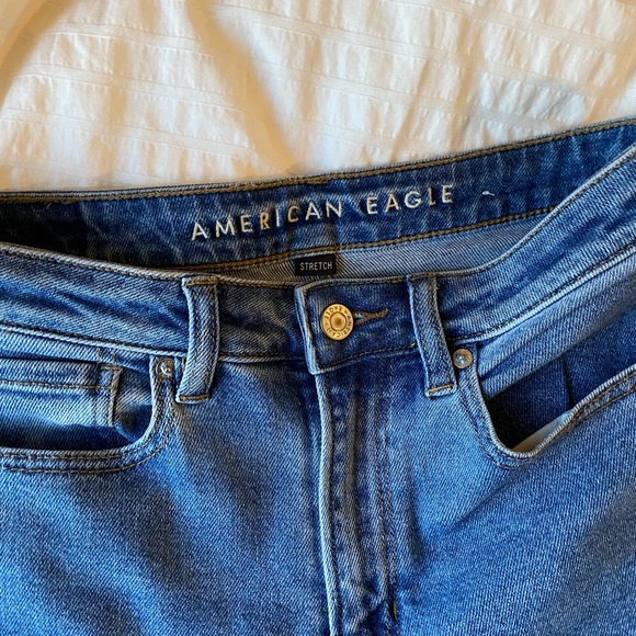 ‼️SOLD‼️ American Eagle Blue Mom Jeans - Picture 3 of 5